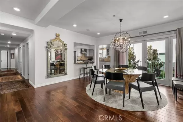 Los Angeles, CA 90024,10721 Ohio AVE