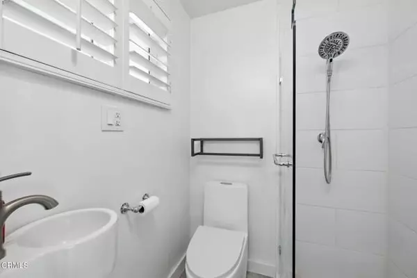 Northridge, CA 91325,17053 Roscoe BLD 6