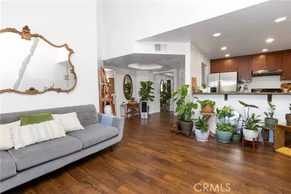 Winnetka, CA 91306,20253 Keswick St 326