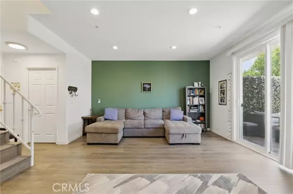 Studio City, CA 91602,11445 Moorpark ST 12