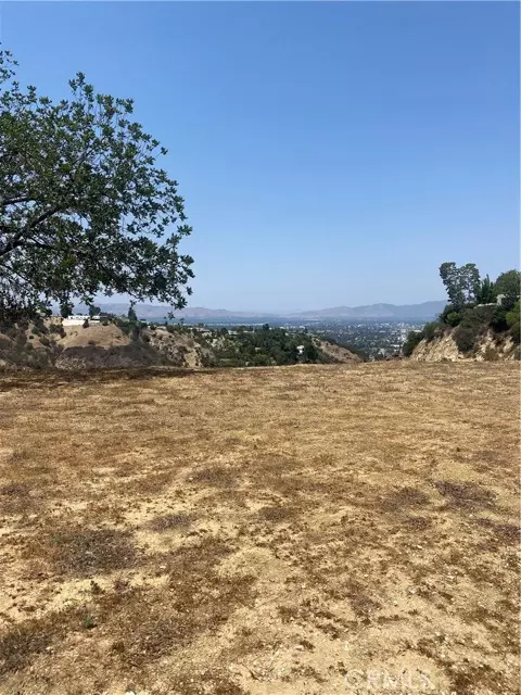 3511 Beverly GLN, Sherman Oaks, CA 91423
