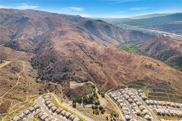 Corona, CA 92883,11085 Canyon CIR