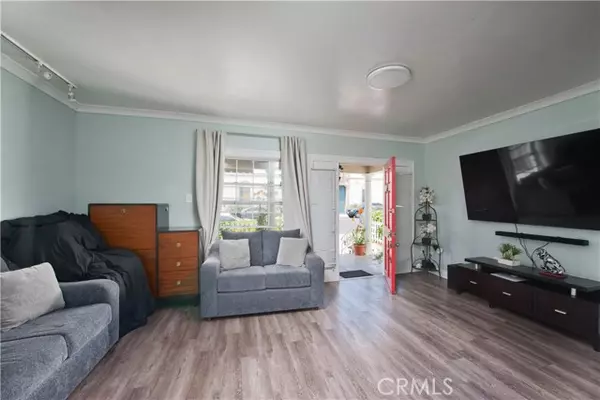 Los Angeles, CA 90006,2756 W 15th ST