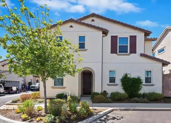 Fontana, CA 92336,6956 Mallow DR