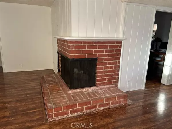 Pasadena, CA 91107,1215 Coronet