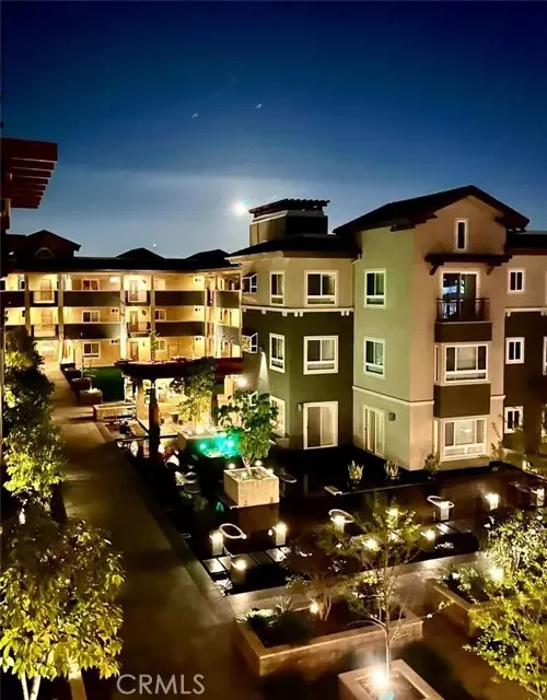 Alhambra, CA 91801,228 S Olive AVE A302