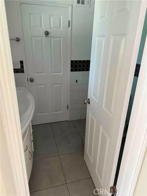 Northridge, CA 91324,18612 Community ST