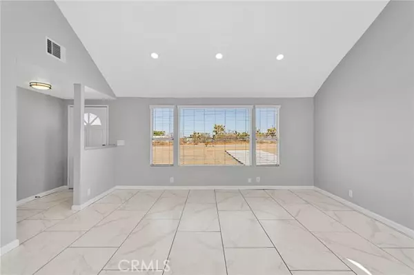 Pinon Hills, CA 92372,11076 Wagon Train RD