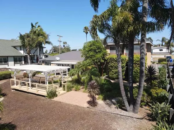 Oceanside, CA 92054,2233 Maxson ST