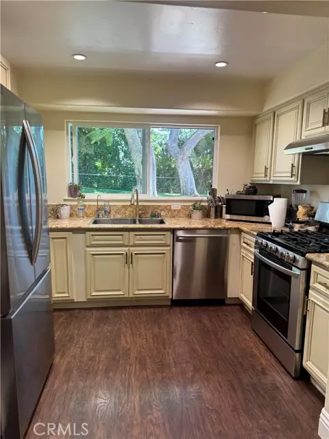 Redlands, CA 92373,671 671 East Sunset Drive North 2