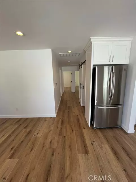 Northridge, CA 91325,17358 Lemac