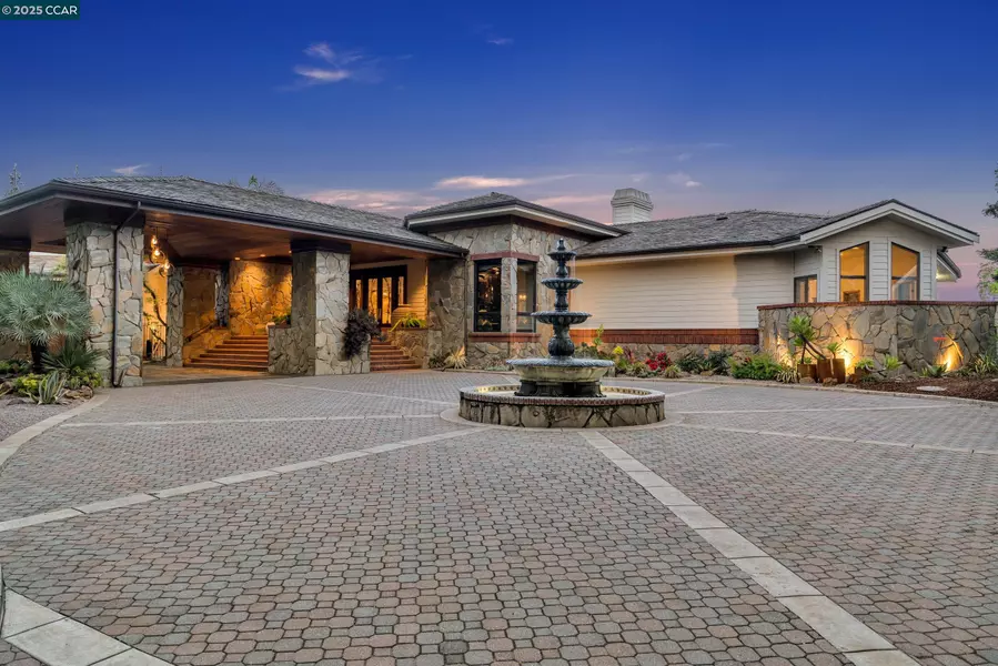 1121 Eagle Nest Ct, Danville, CA 94506