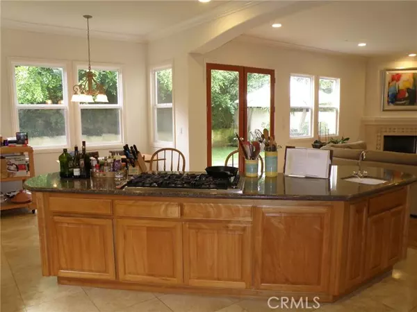 1201 2nd ST, Manhattan Beach, CA 90266