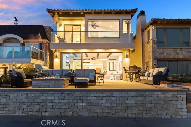 310 E Oceanfront, Newport Beach, CA 92661