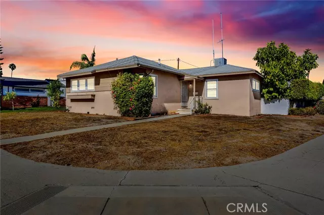 7800 Babcock AVE, North Hollywood, CA 91605