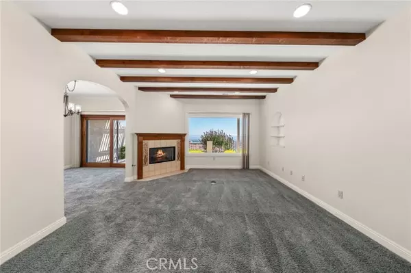 Claremont, CA 91711,888 W Highpoint DR