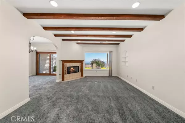 Claremont, CA 91711,888 W Highpoint DR