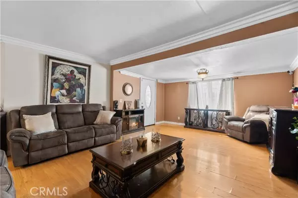 Rialto, CA 92376,350 S Willow AVe 63
