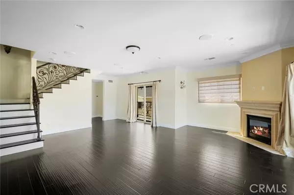 Burbank, CA 91501,750 E Orange Grove AVE