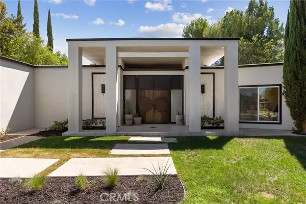 Encino, CA 91316,4406 Medley PL