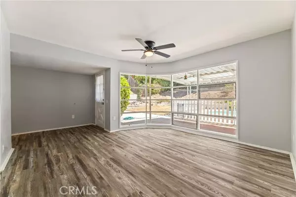 Glendale, CA 91206,652 Solway ST