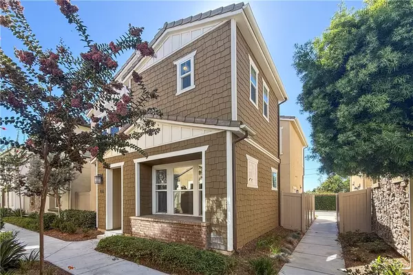 210 Tribella CT, Santa Ana, CA 92703