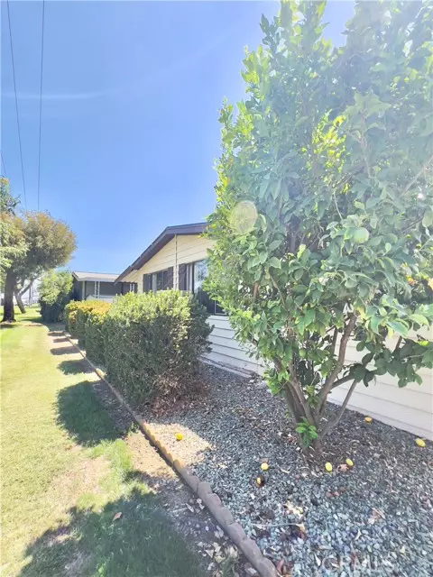 Hemet, CA 92545,5001 Florida 623