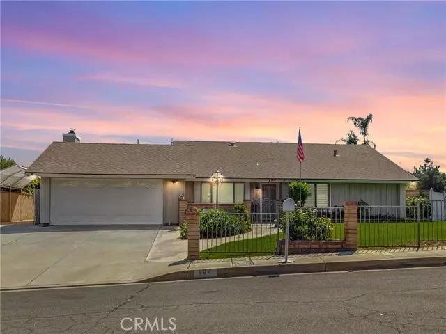 194 W Rosa CT, Colton, CA 92324