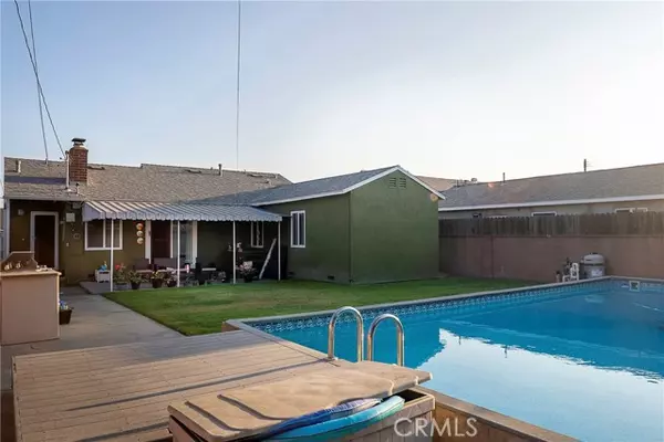 Norwalk, CA 90650,11051 Molette ST