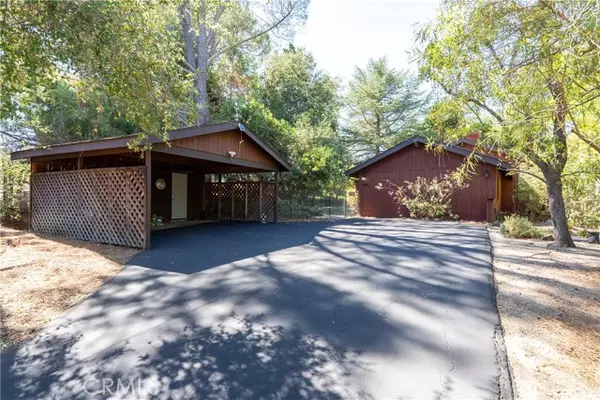 2480 Ardilla RD, Atascadero, CA 93422