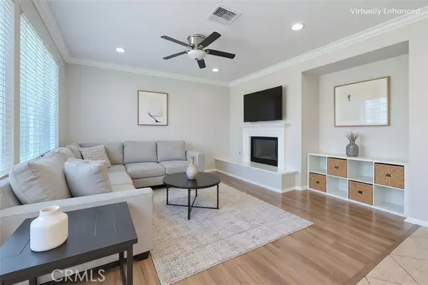 Chino, CA 91710,6842 Morehouse ST