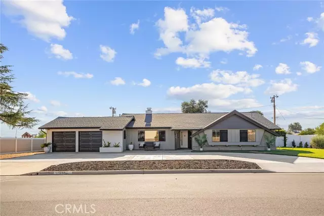 1258 Holly LN, Calimesa, CA 92320