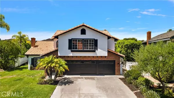 3 Mantenida, Coto De Caza, CA 92679