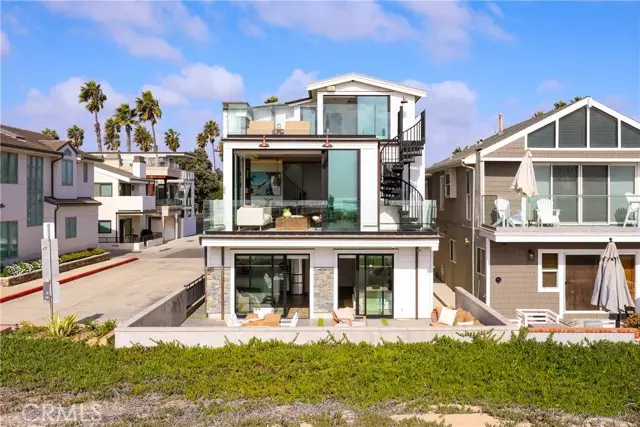 Newport Beach, CA 92663,7210 W. Oceanfront