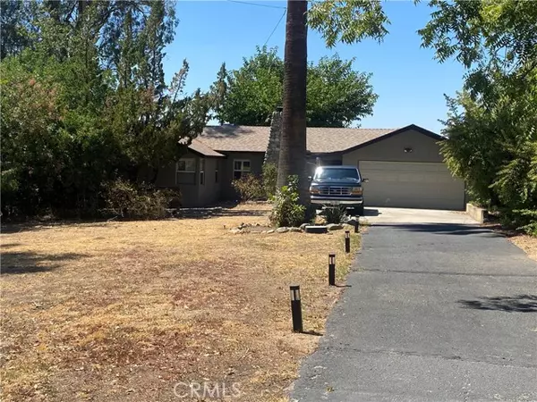 Yucaipa, CA 92399,11748 Douglas