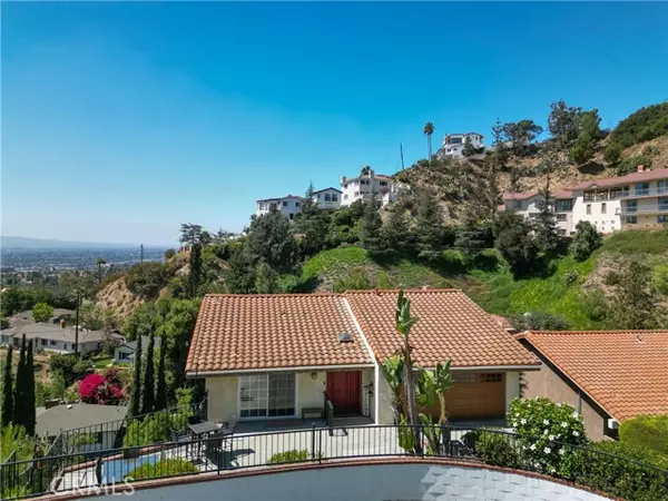 1218 E Tujunga AVE, Burbank, CA 91501