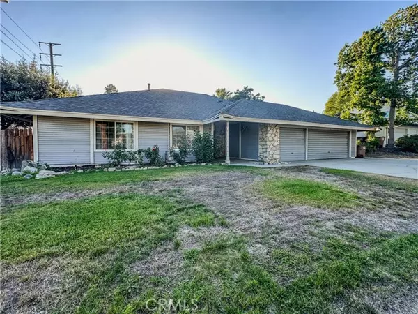 2105 Oxford AVE, Claremont, CA 91711