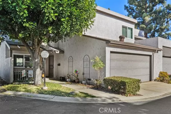 Anaheim, CA 92806,438 N Via Capri