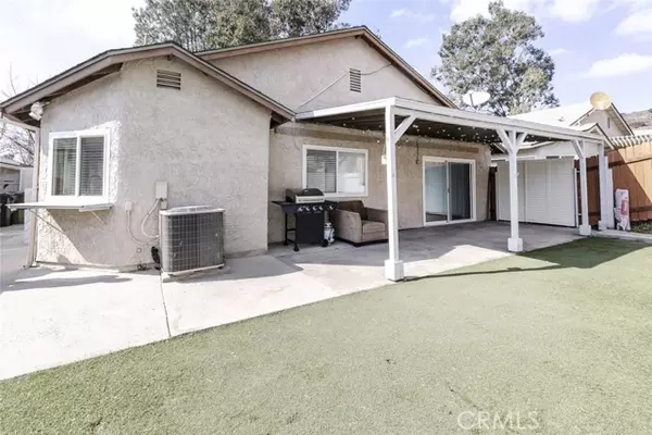 Sylmar, CA 91342,14071 Fenton LN