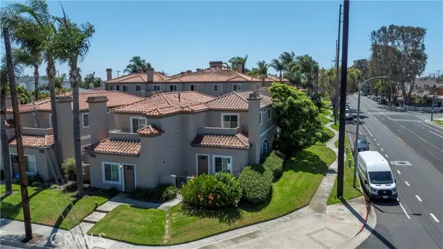 704 Lake ST 61, Huntington Beach, CA 92648