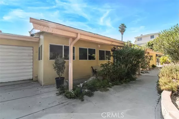 Tarzana, CA 91356,4700 Dunas LN