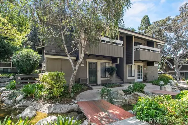 126 Streamwood, Irvine, CA 92620