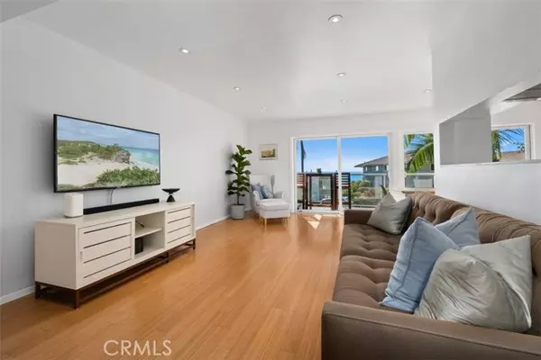 Laguna Beach, CA 92651,21703 Ocean Vista Dr 201A