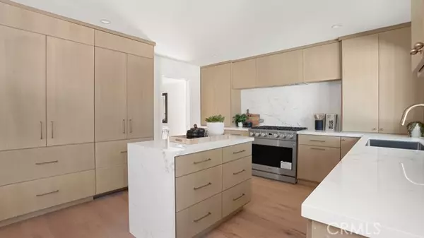 Laguna Niguel, CA 92677,24041 Lapwing LN