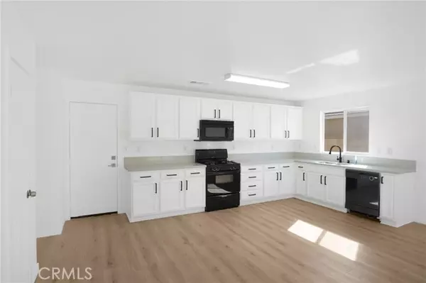 Lancaster, CA 93535,3213 Patti Ln