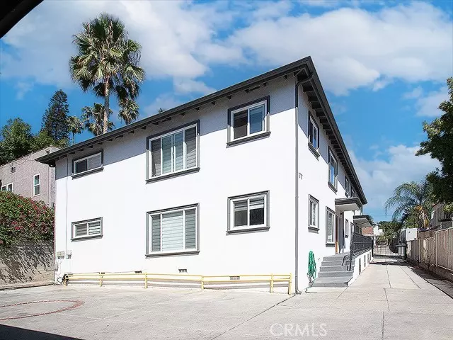 2027 Vista Del Mar 2, Los Angeles, CA 90068