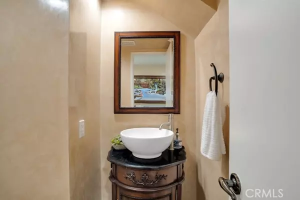 Tarzana, CA 91356,5644 Etiwanda AVE 5