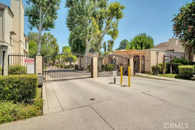 5644 Etiwanda AVE 5, Tarzana, CA 91356