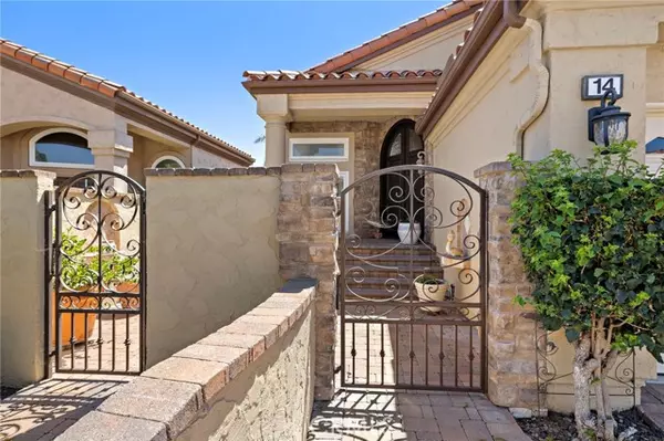 Laguna Niguel, CA 92677,14 Novilla