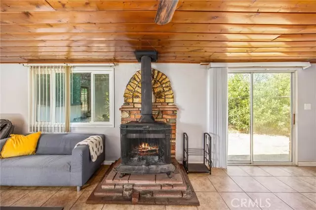 Yucaipa, CA 92399,35194 Velardo DR